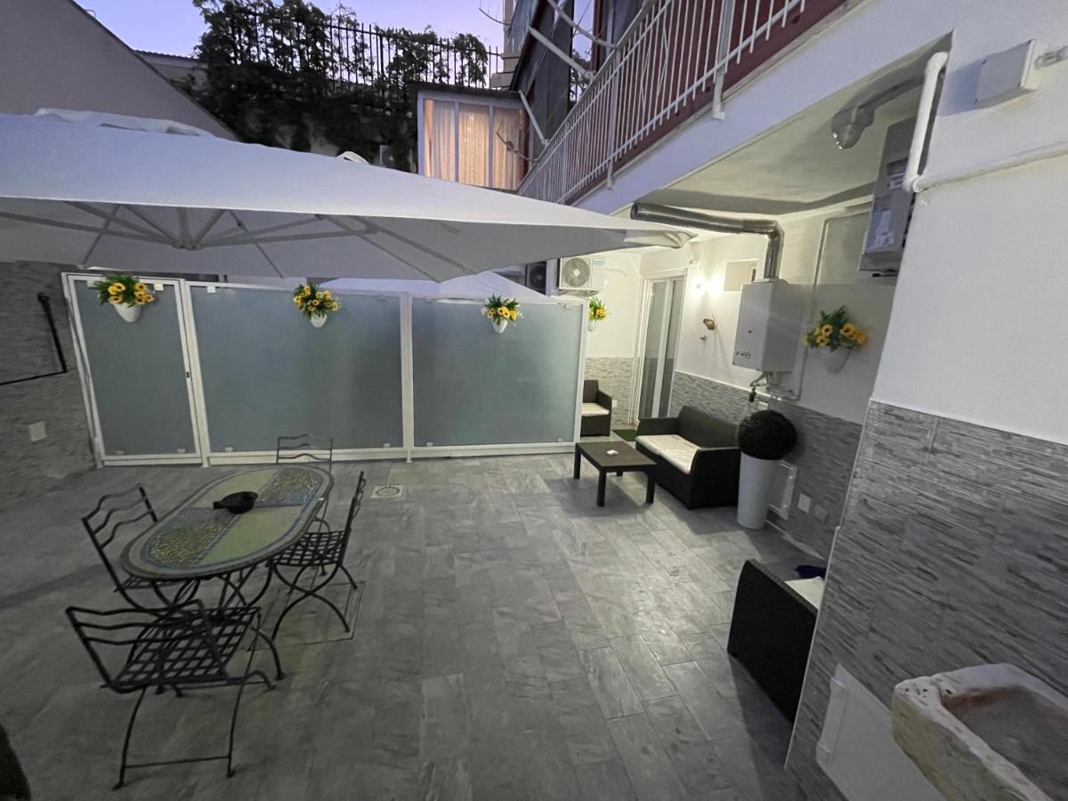 Due Cuori Suite Bari Exterior foto