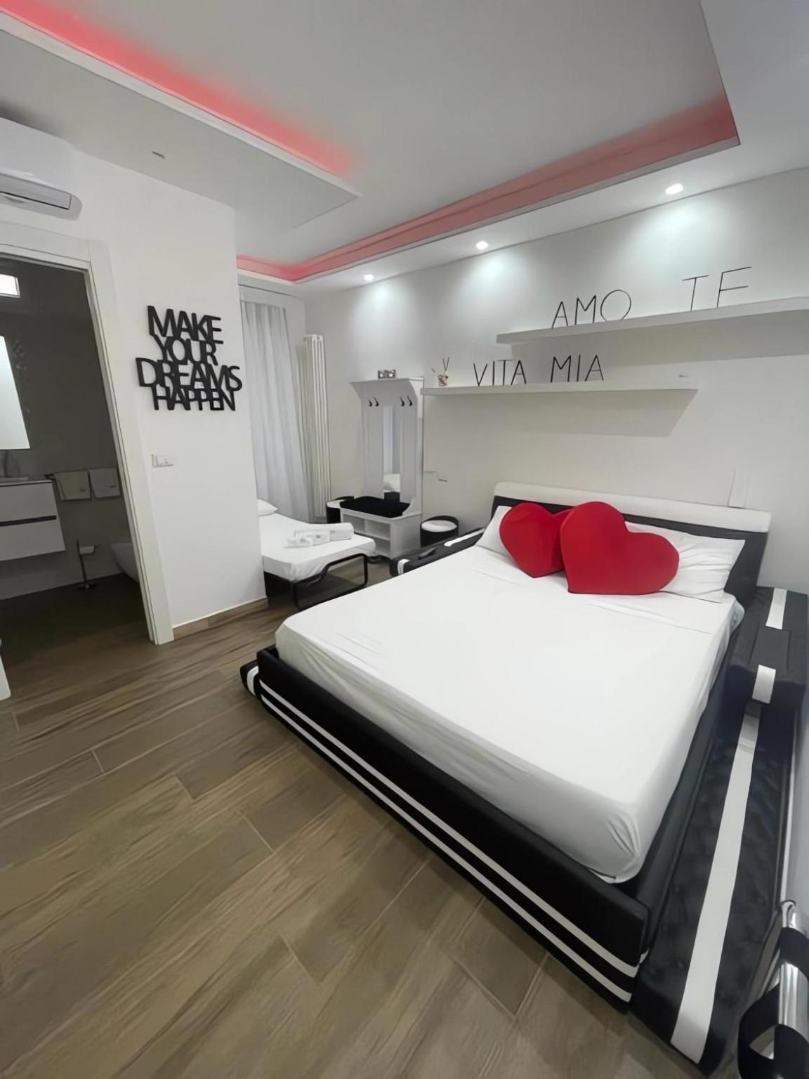 Due Cuori Suite Bari Exterior foto